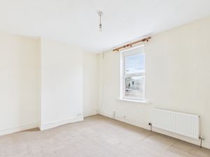 Bedroom- click for photo gallery